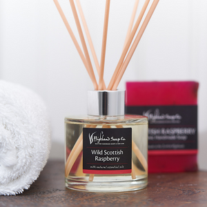 
                  
                    Load image into Gallery viewer, Wild Scottish Raspberry Reed Diffuser
                  
                